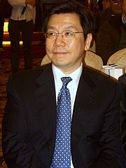 180px-2007GoogleTaiwanPressConference_KaifuLee.jpg