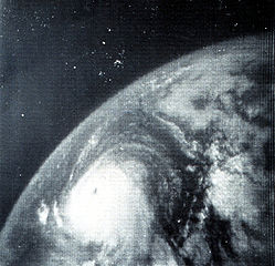 249px-Hurricane_Betsy.jpg