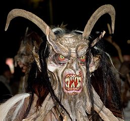 258px-Krampus_at_Perchtenlauf_Klagenfurt.jpg
