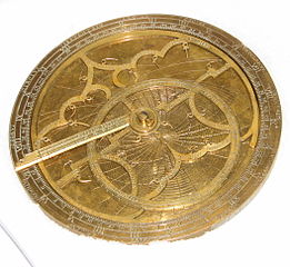 261px-Yale's_Hartmann_astrolabe.jpg