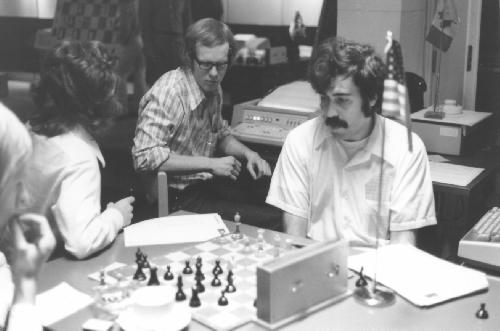 3-1_and_3-3.Chess_4.0_vs_RIBBIT.Hansen_Parry_Slate.WCCC_1.Stockholm.1974.102645354.NEWBORN.lg.jpg