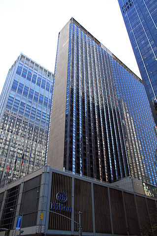 319px-USA-NYC-Hilton_Hotel.jpg