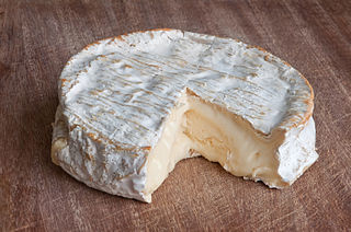 320px-Coulommiers_lait_cru.jpg