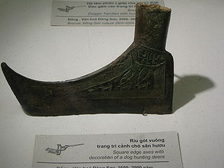 320px-Dong_Son_axe.JPG