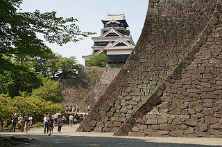 320px-Kumamoto_Castle_02n3200.jpg