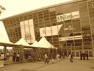 320px-Lingotto,_Fiera_del_Libro,_Oval_Lingotto.jpg