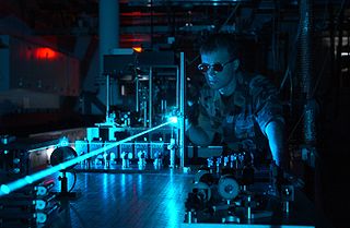 320px-Military_laser_experiment.jpg