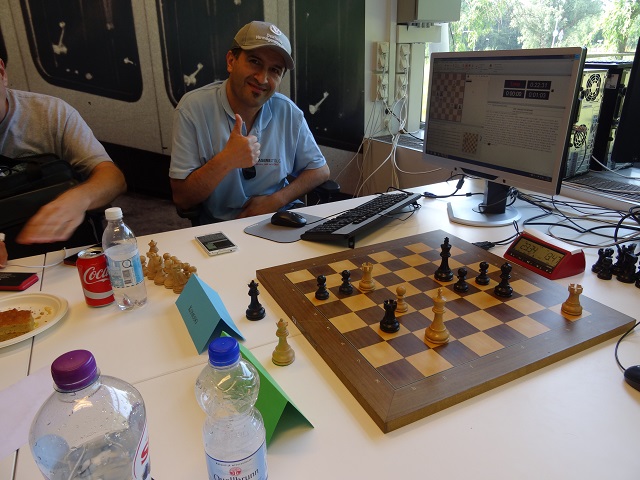 ErdoRound9WCCC2015.JPG