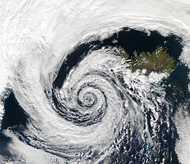 Low_pressure_system_over_Iceland.jpg