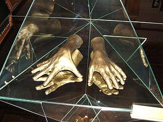 Odlew_dłoni_Artura_Rubinsteina.JPG