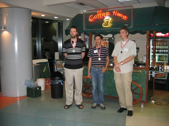 Olympiad2004Winners9x9Go.jpg
