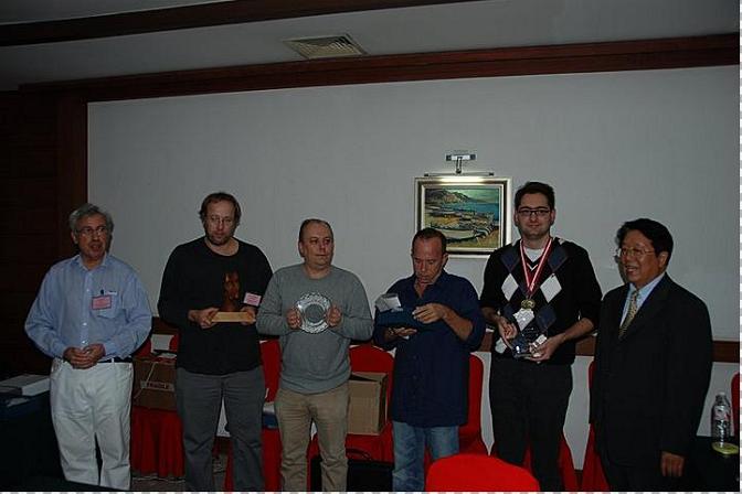 all-prize-winners-together-with-dlevy-and-prof.JPG