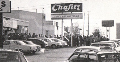 merchandising9-1982.jpg