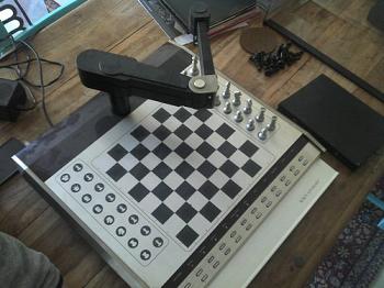 novagrobotadversarychesscomputer.jpg
